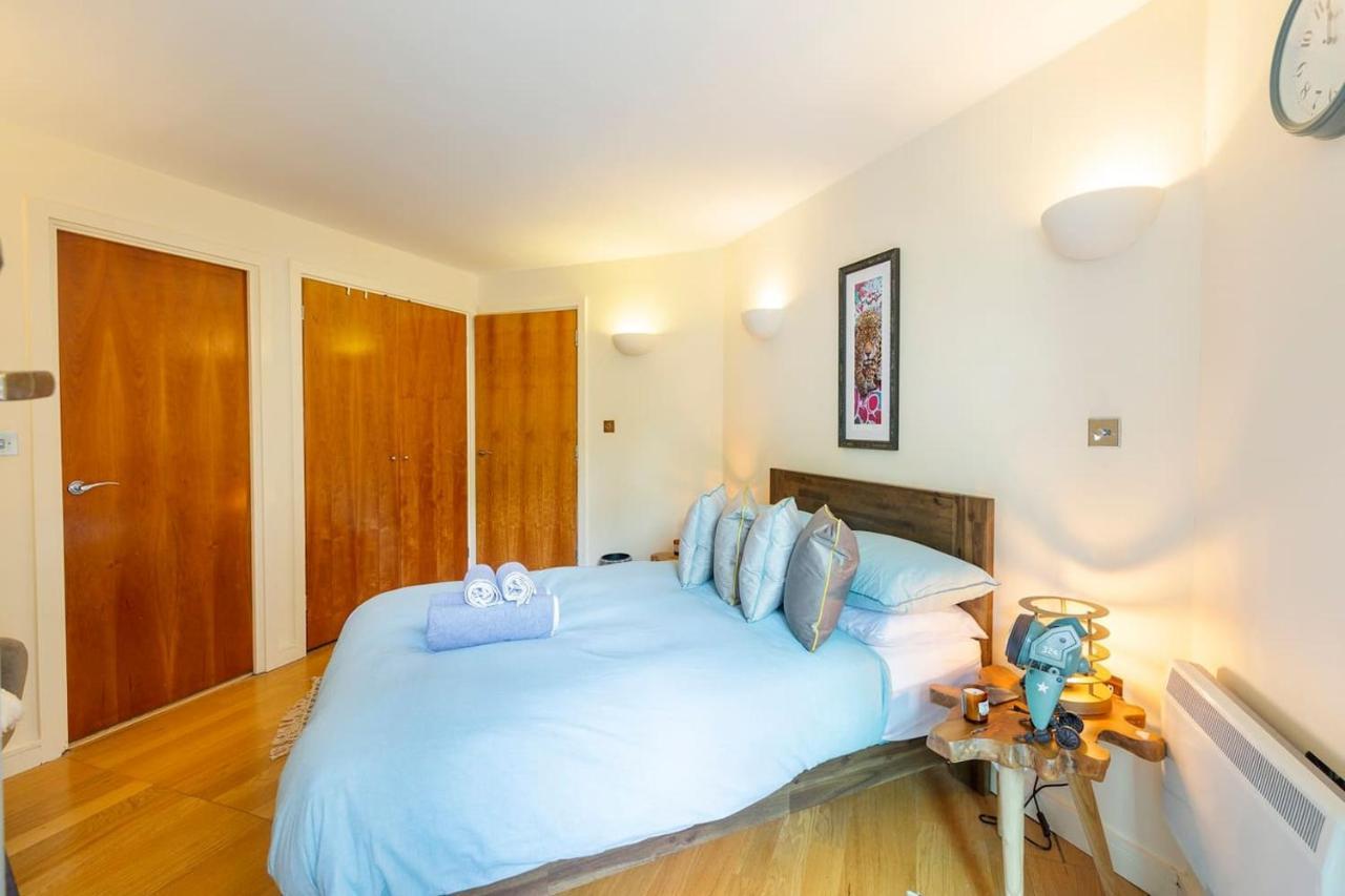 Large Boutique Harbourside Apartment - Football Table (Adults Only) Bristol Exterior photo